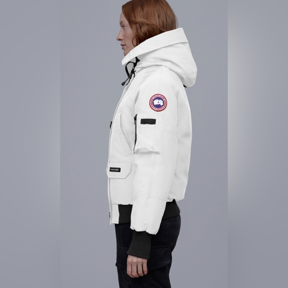 Canada Goose Women's Chilliwack Bomber Jacket - Picture 3 of 15